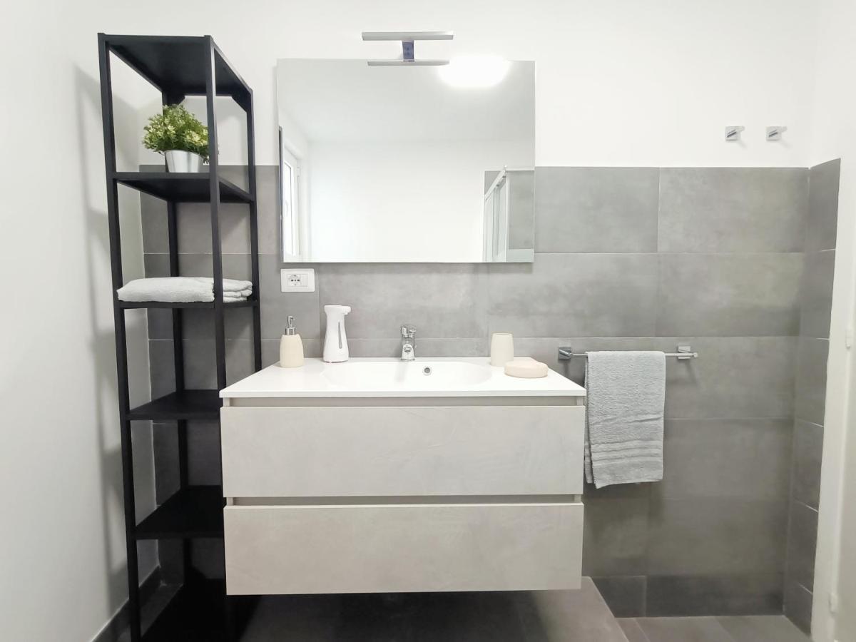 Orto Limoni Apartment - Quadrilocale Catania Centro Luaran gambar