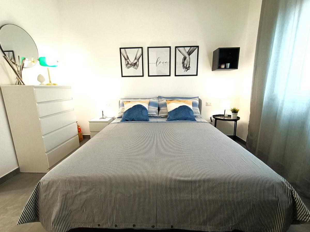 Orto Limoni Apartment - Quadrilocale Catania Centro Luaran gambar