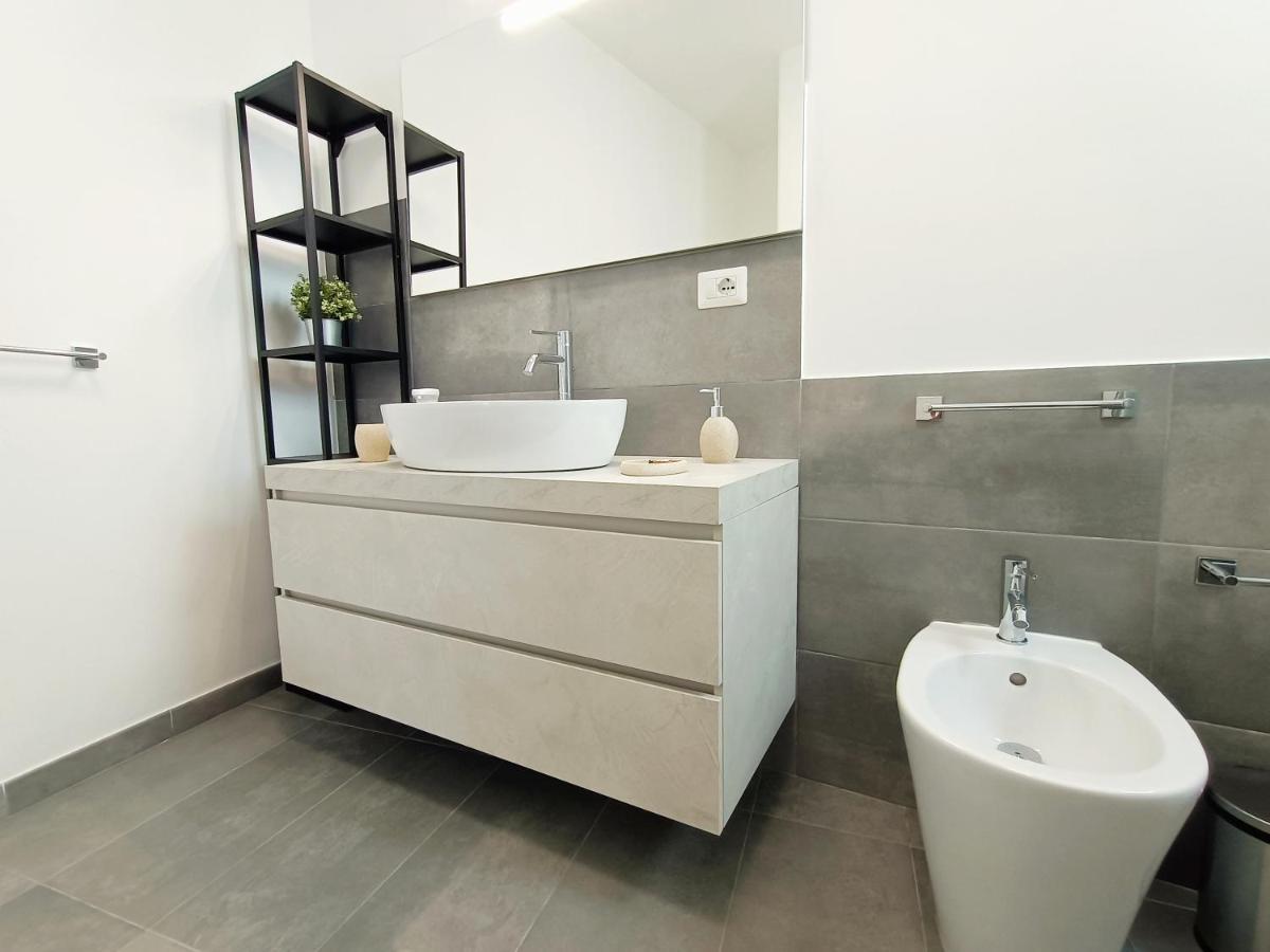 Orto Limoni Apartment - Quadrilocale Catania Centro Luaran gambar